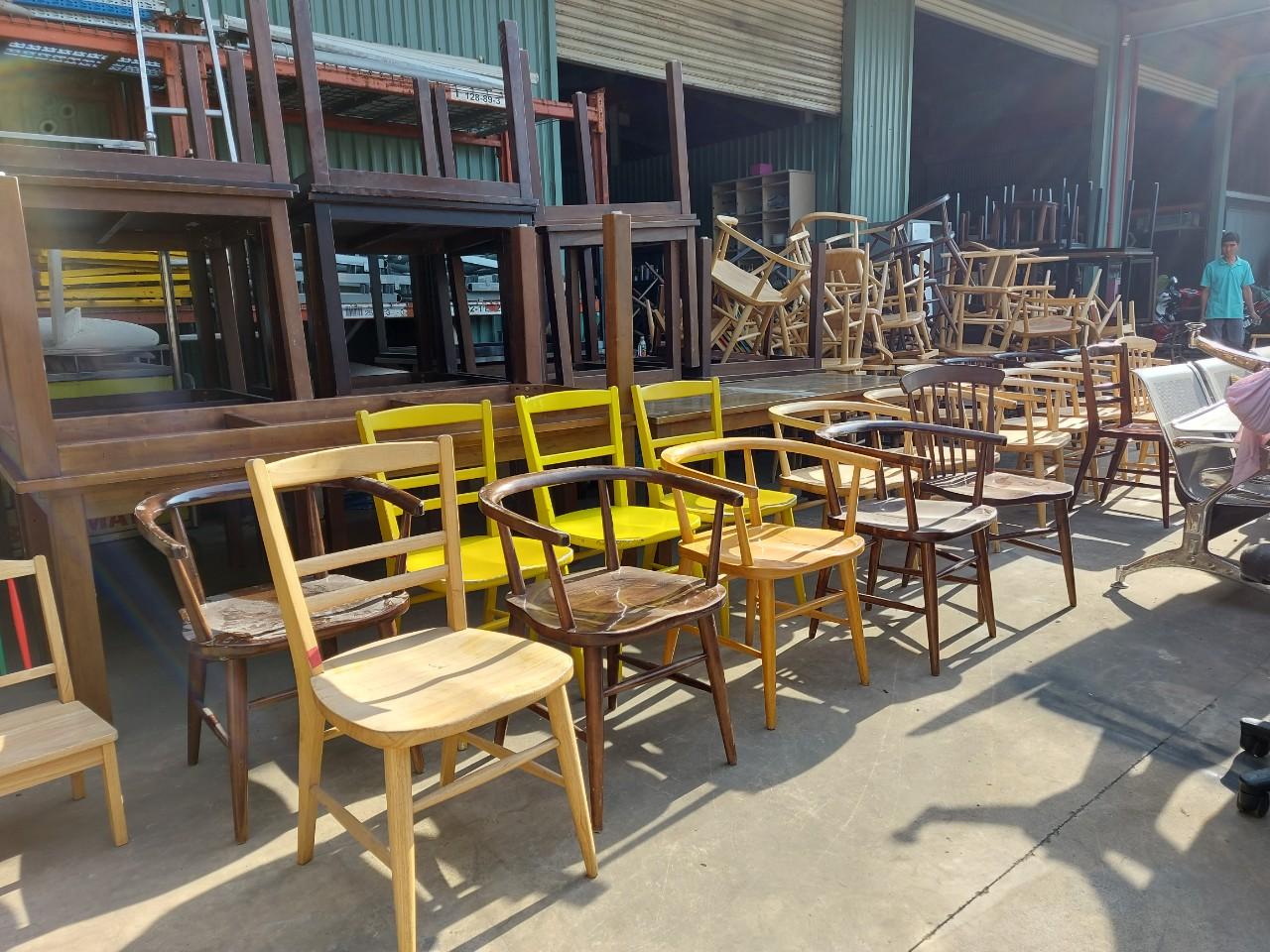 Dịch vụ thu mua & thanh lý bàn ghế cũ giá cao tp.hcm uy tín tận nơi